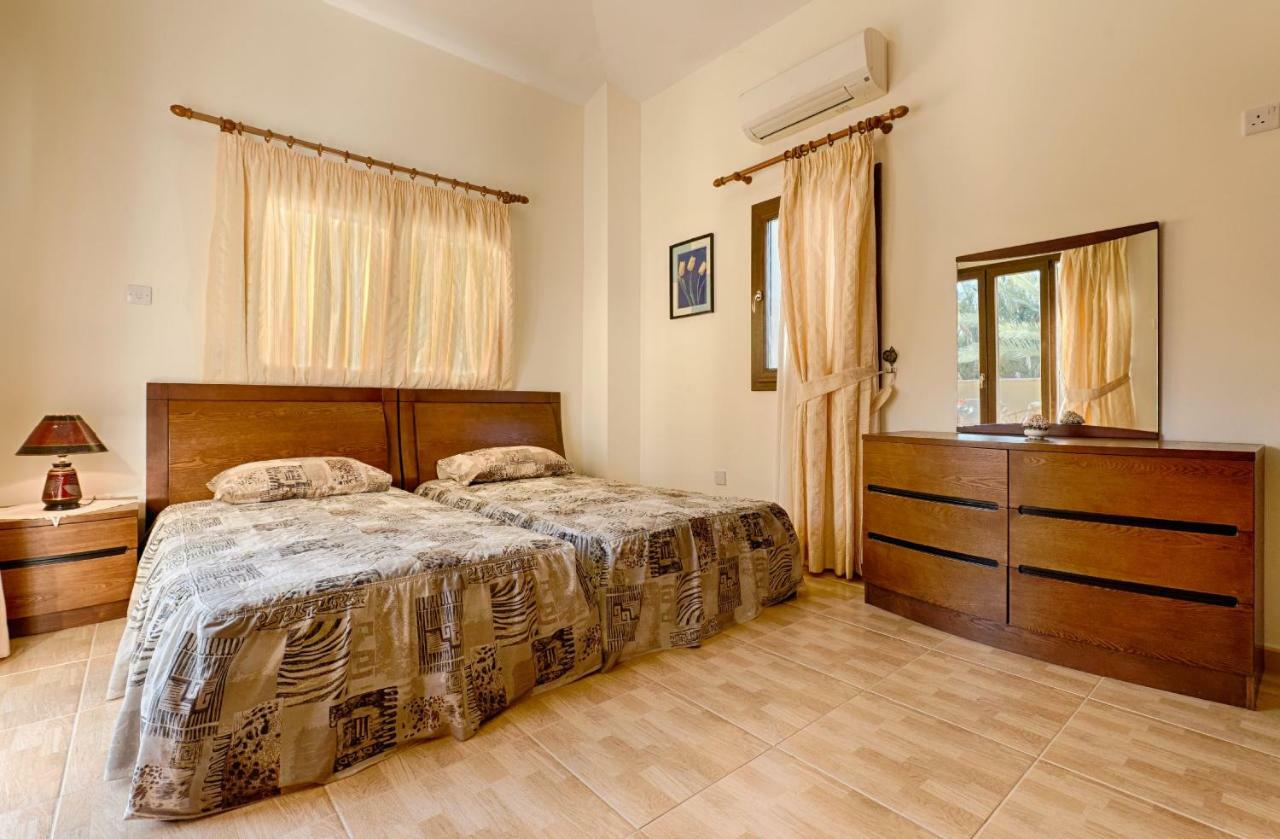 Villa Tsikkos Tria Polis Luaran gambar