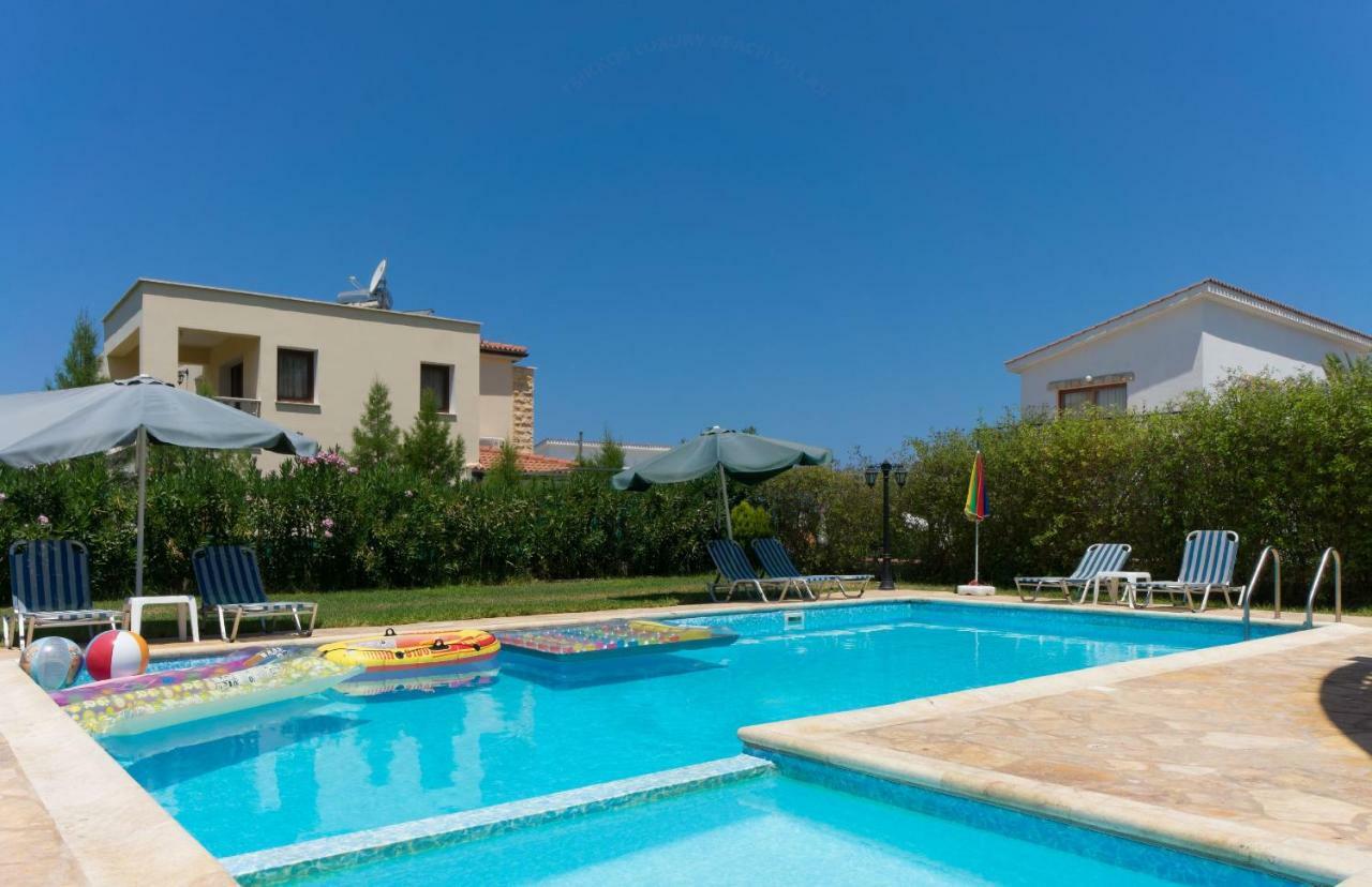 Villa Tsikkos Tria Polis Luaran gambar